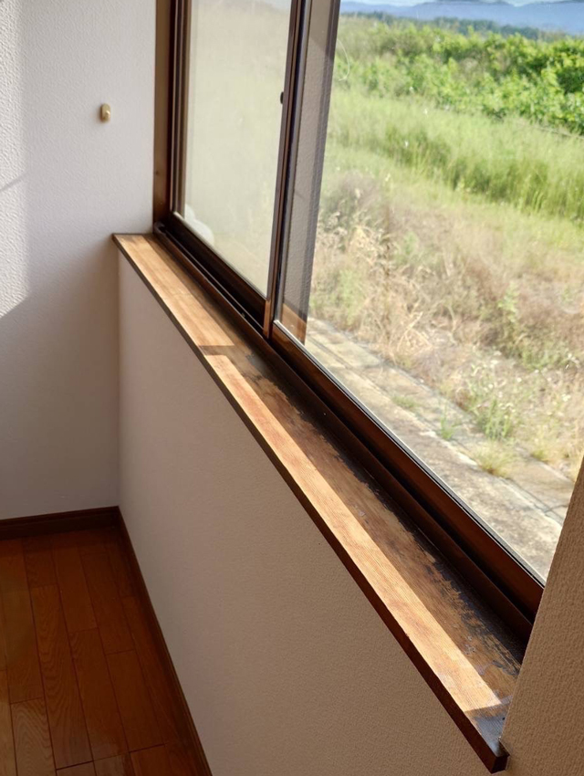 アパート内部木枠塗装